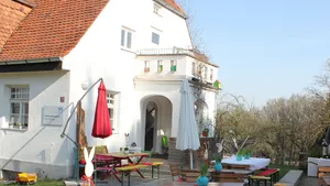 Kinderhort in der Jugendstilvilla mit Terrasse